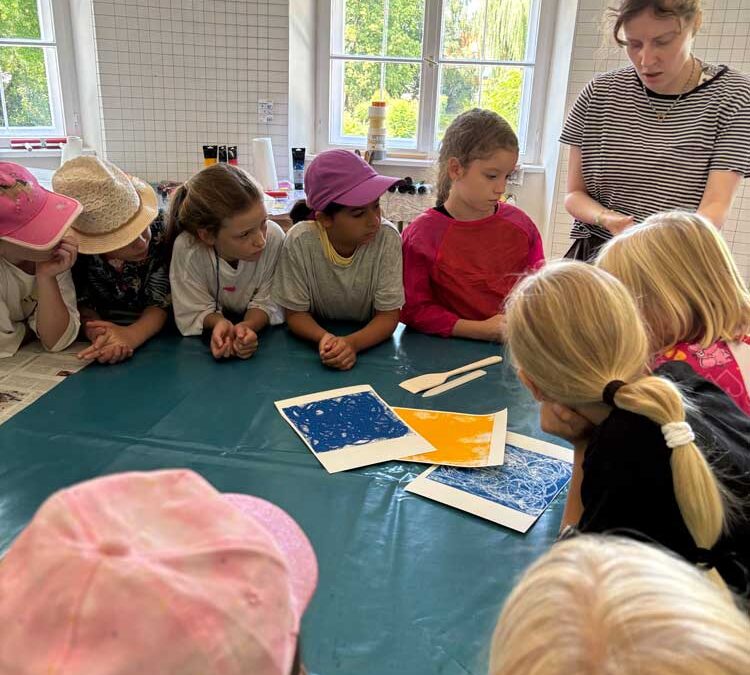 Kinder & Schulen